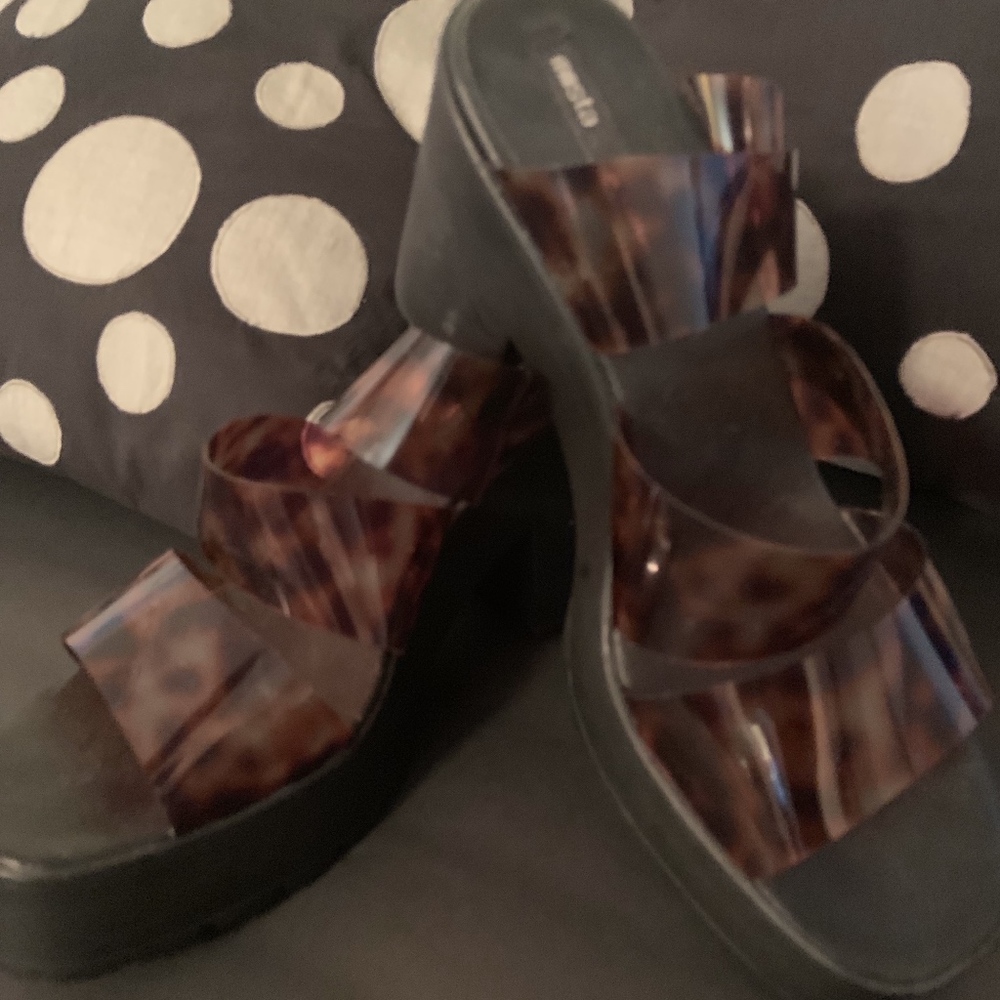 Tortoise Shell Sandal